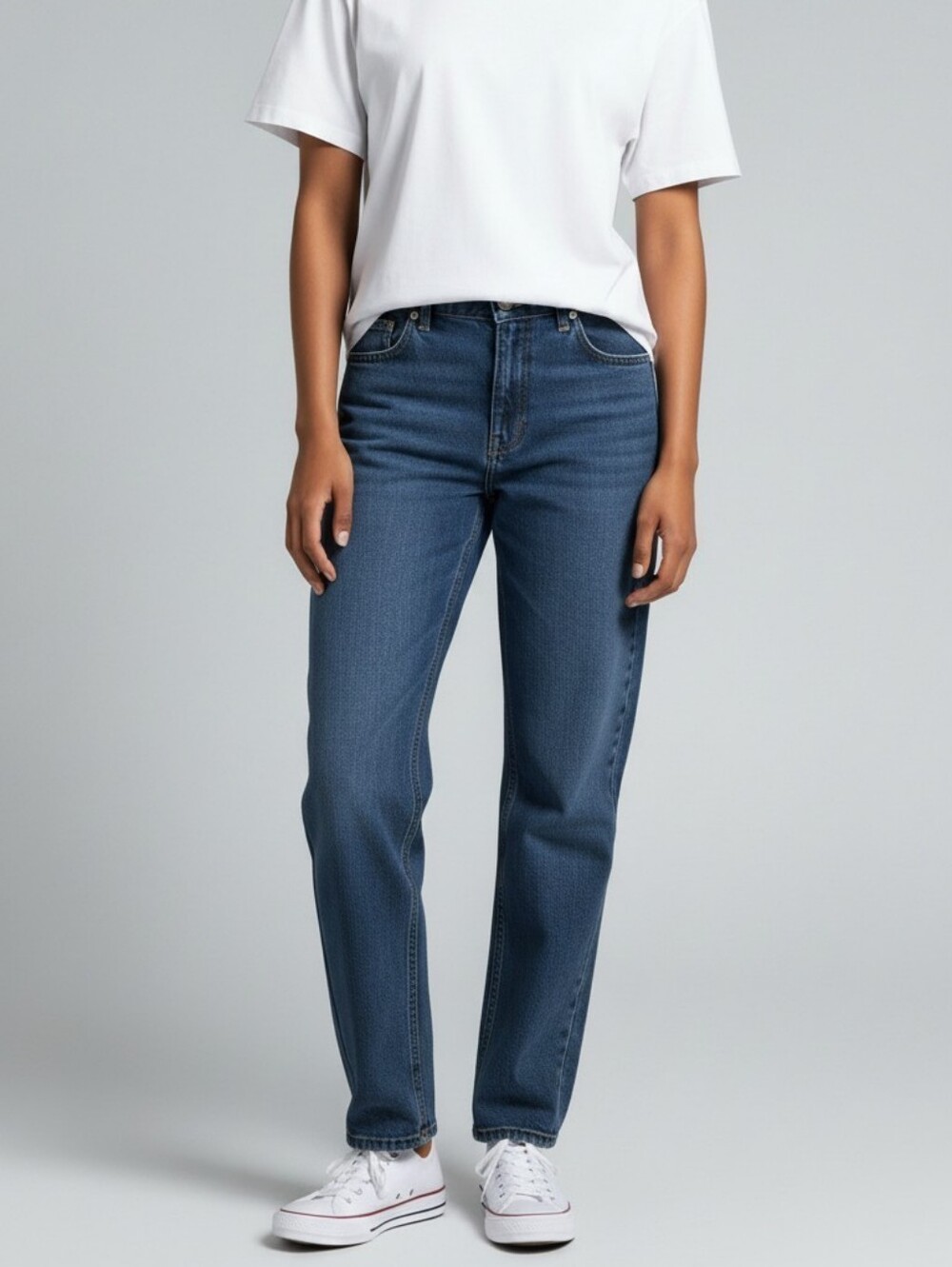 Levi's High-Rise Straight Jeans in Dark Blue Wash